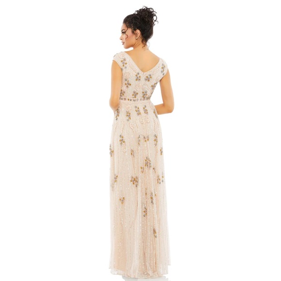 NWT $998 MAC DUGGAL EMBELLISHED WRAP OVER CAP SLEEVE A-LINE GOWN DRESS 93575 - Picture 3 of 5
